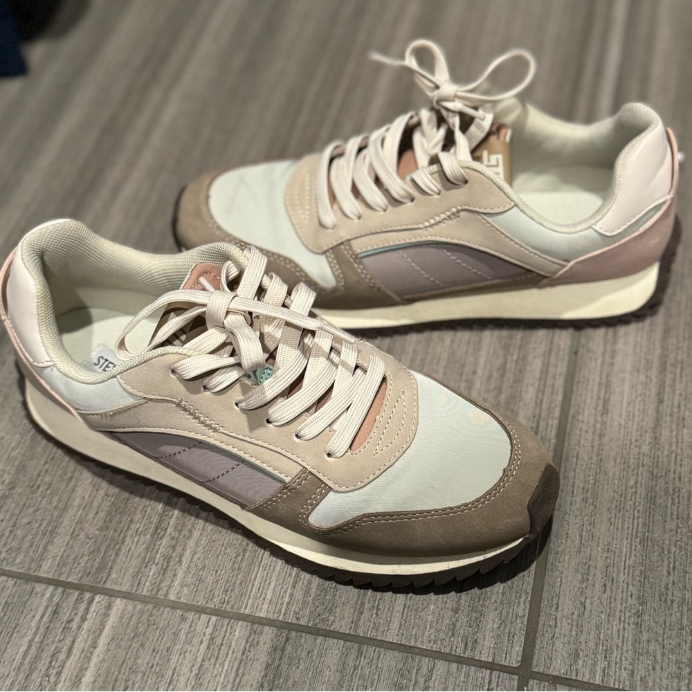 Steve Madden Women's Sneakers in Cream and tan, light lavender and blush pink